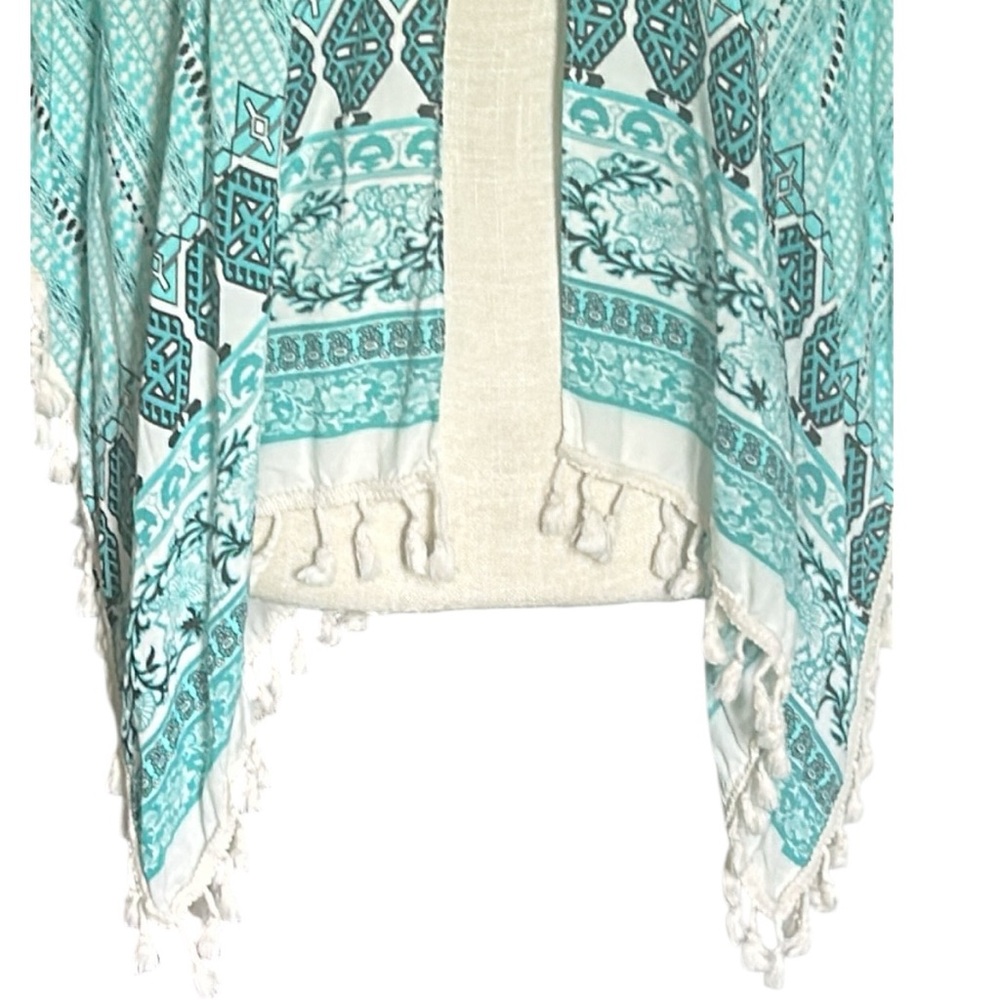 Bobbie Brooks Aqua & White Patterned Open Front Kimono White fringe One Size - Picture 4 of 14
